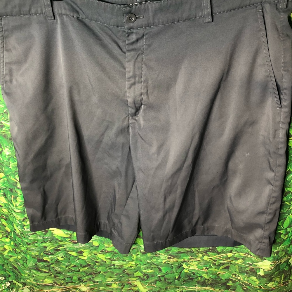 Nike Golf Mens Dri-Fit Shorts Size 38 Gray Flat Front Tour Performance
